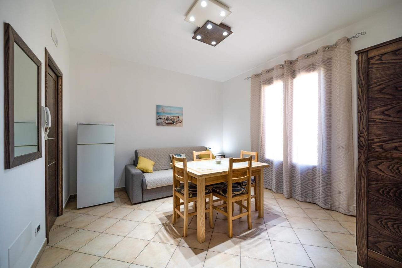 Perla Di Mare Appartamenti Castelluzzo Exterior foto