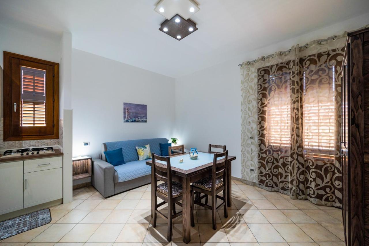 Perla Di Mare Appartamenti Castelluzzo Exterior foto
